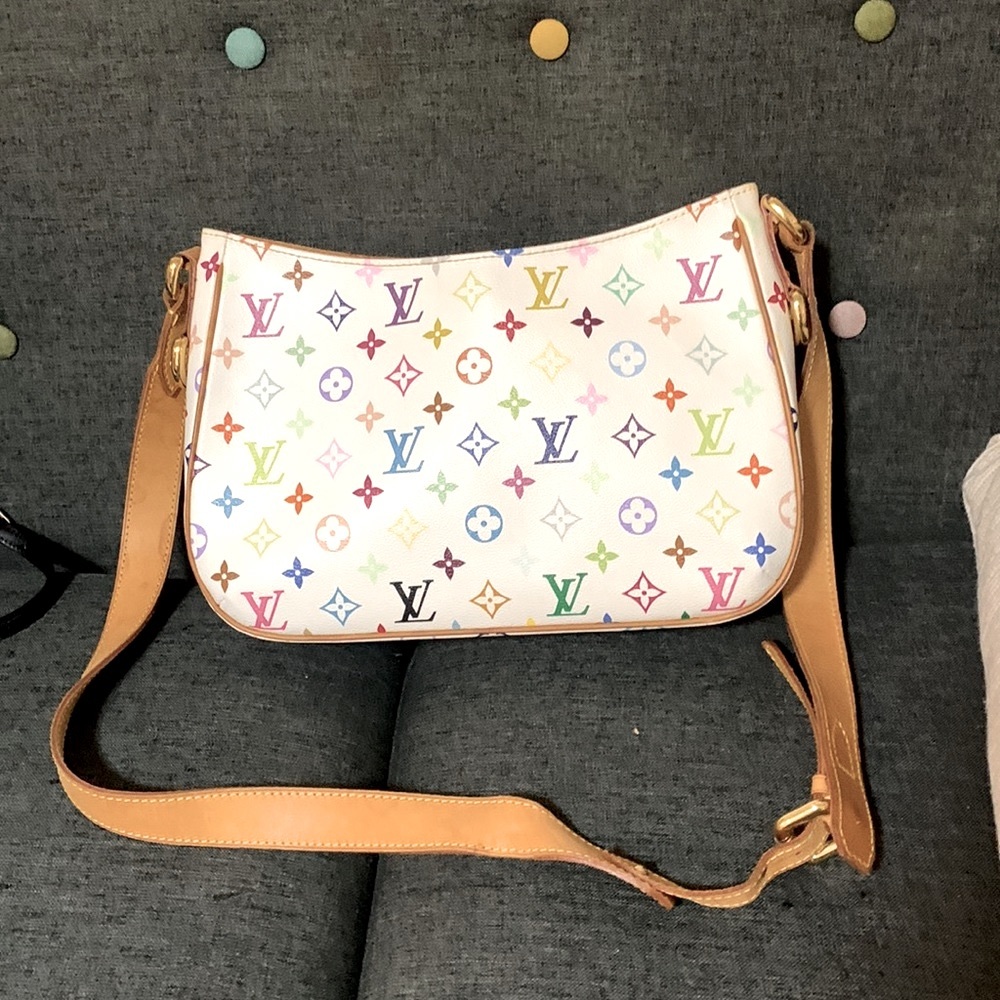 Louis Vuitton crossbody bag ‼️‼️ - Picture 2 of 8